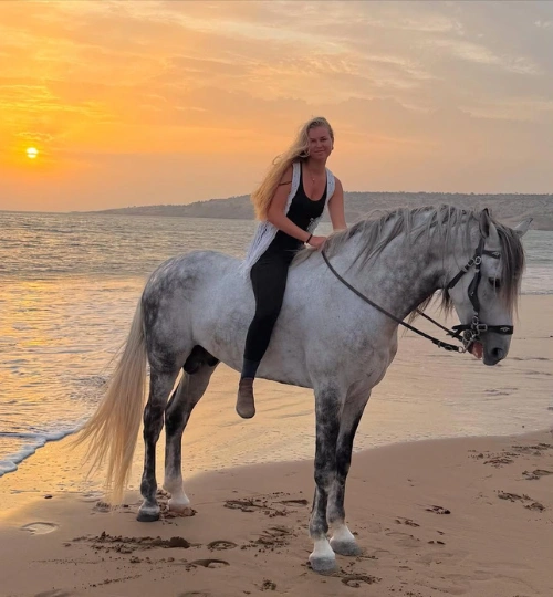 Sunset horse ride along the beaches of Taghazout and Agadir with ocean views